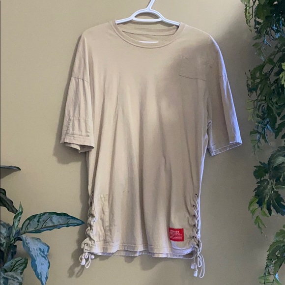 Reason T - Picture 1 of 2